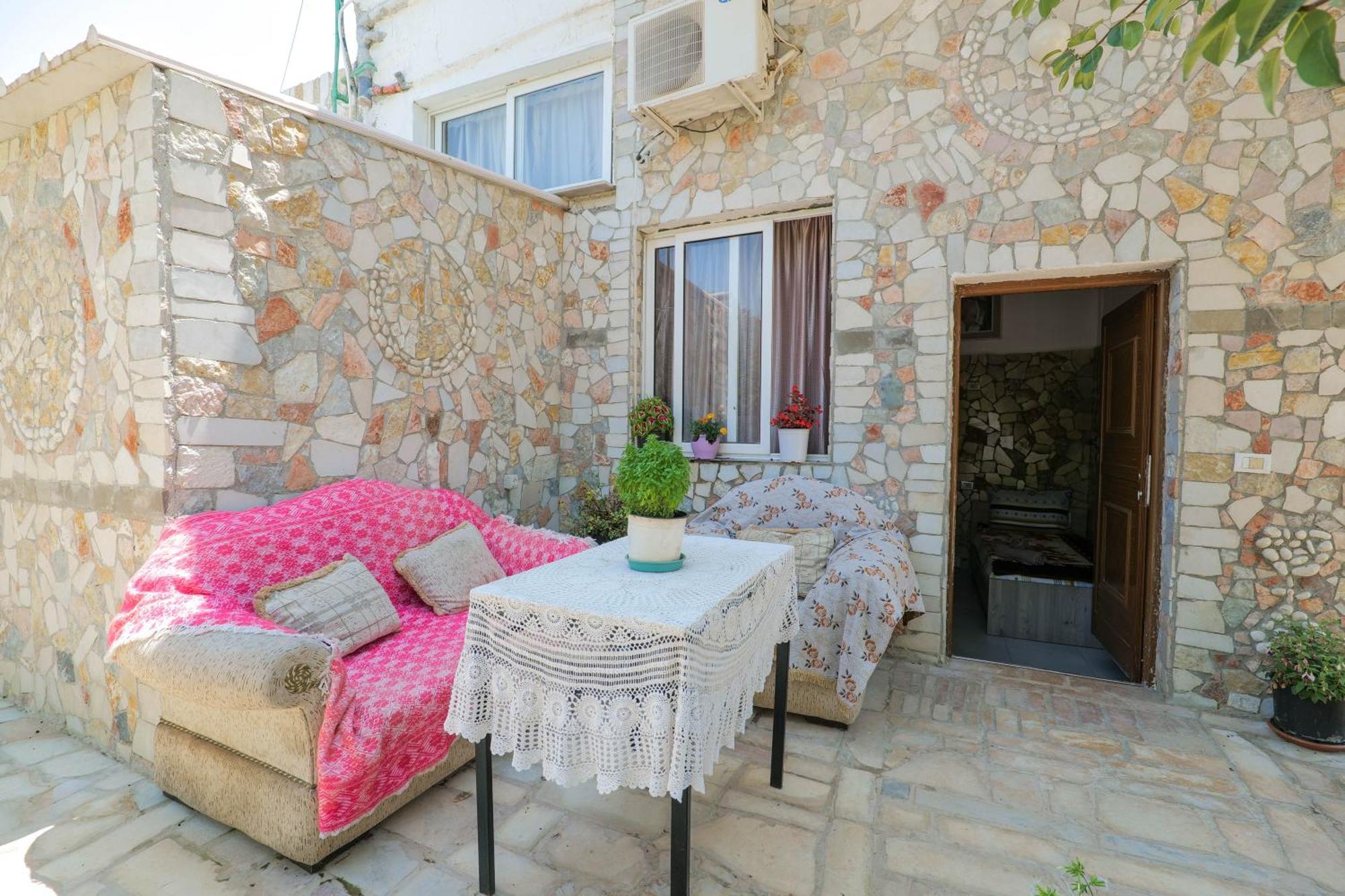 Garden Villa Lake Side & Glamping Ksamil Kültér fotó
