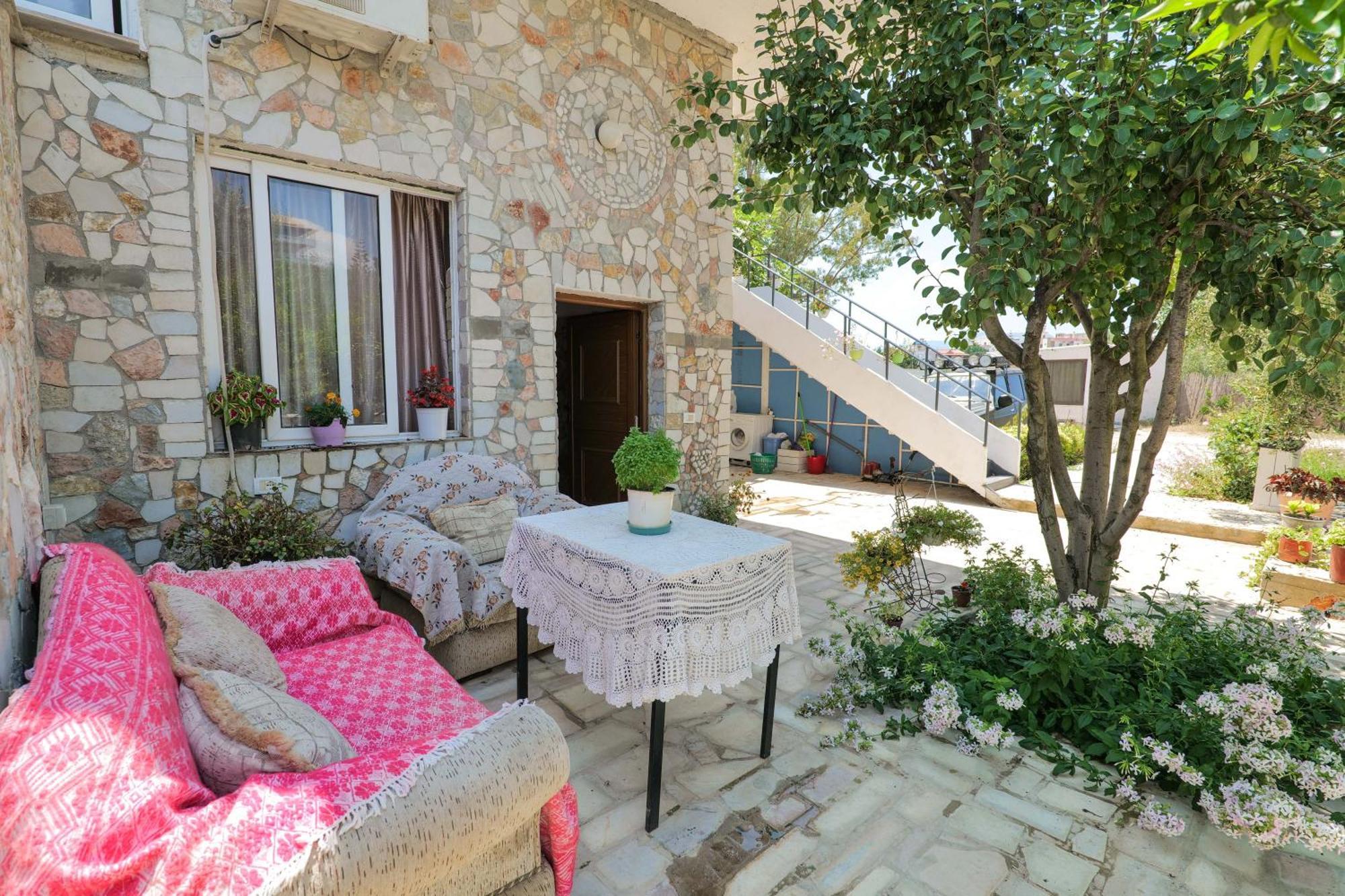 Garden Villa Lake Side & Glamping Ksamil Kültér fotó