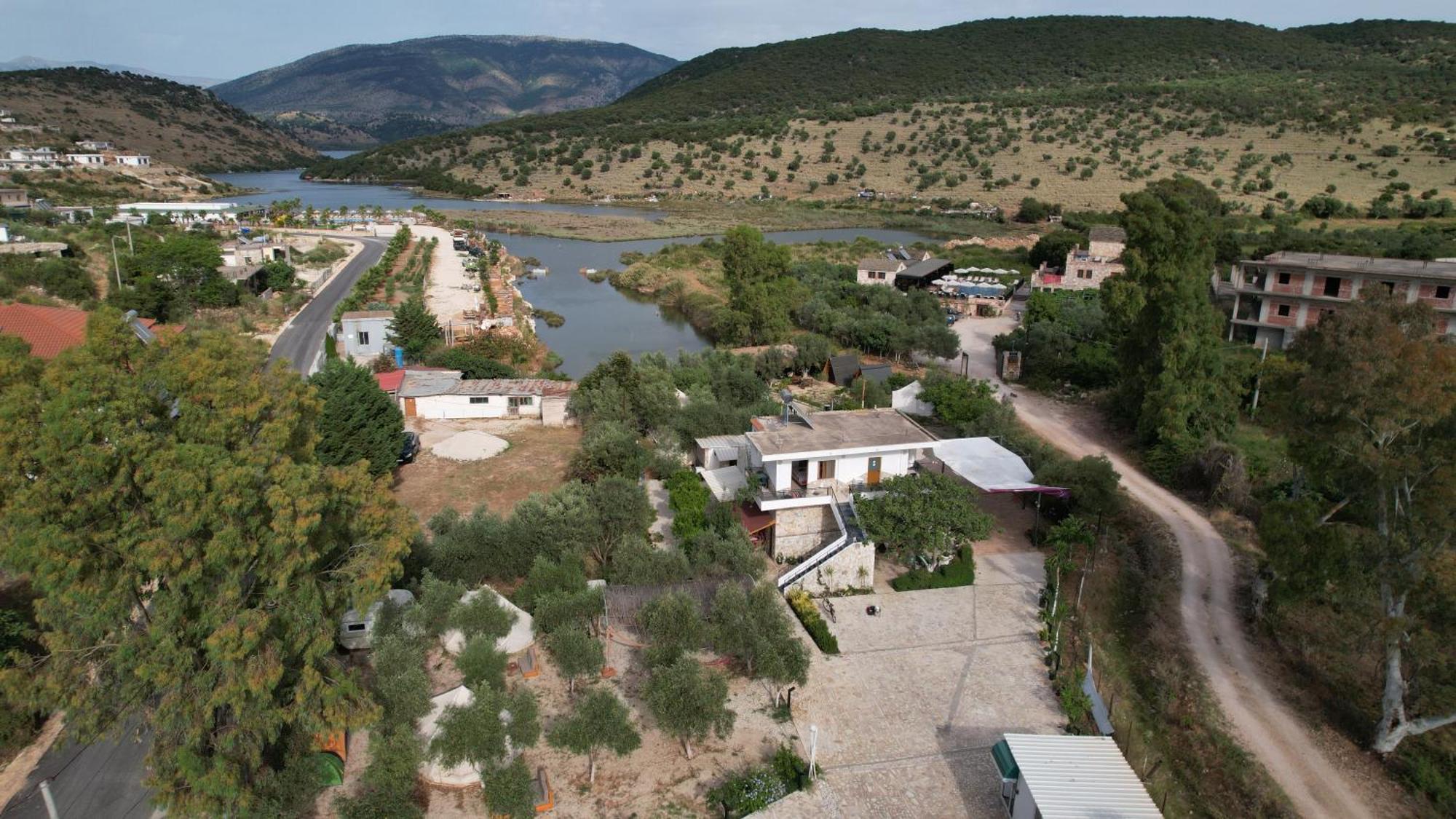Garden Villa Lake Side & Glamping Ksamil Kültér fotó