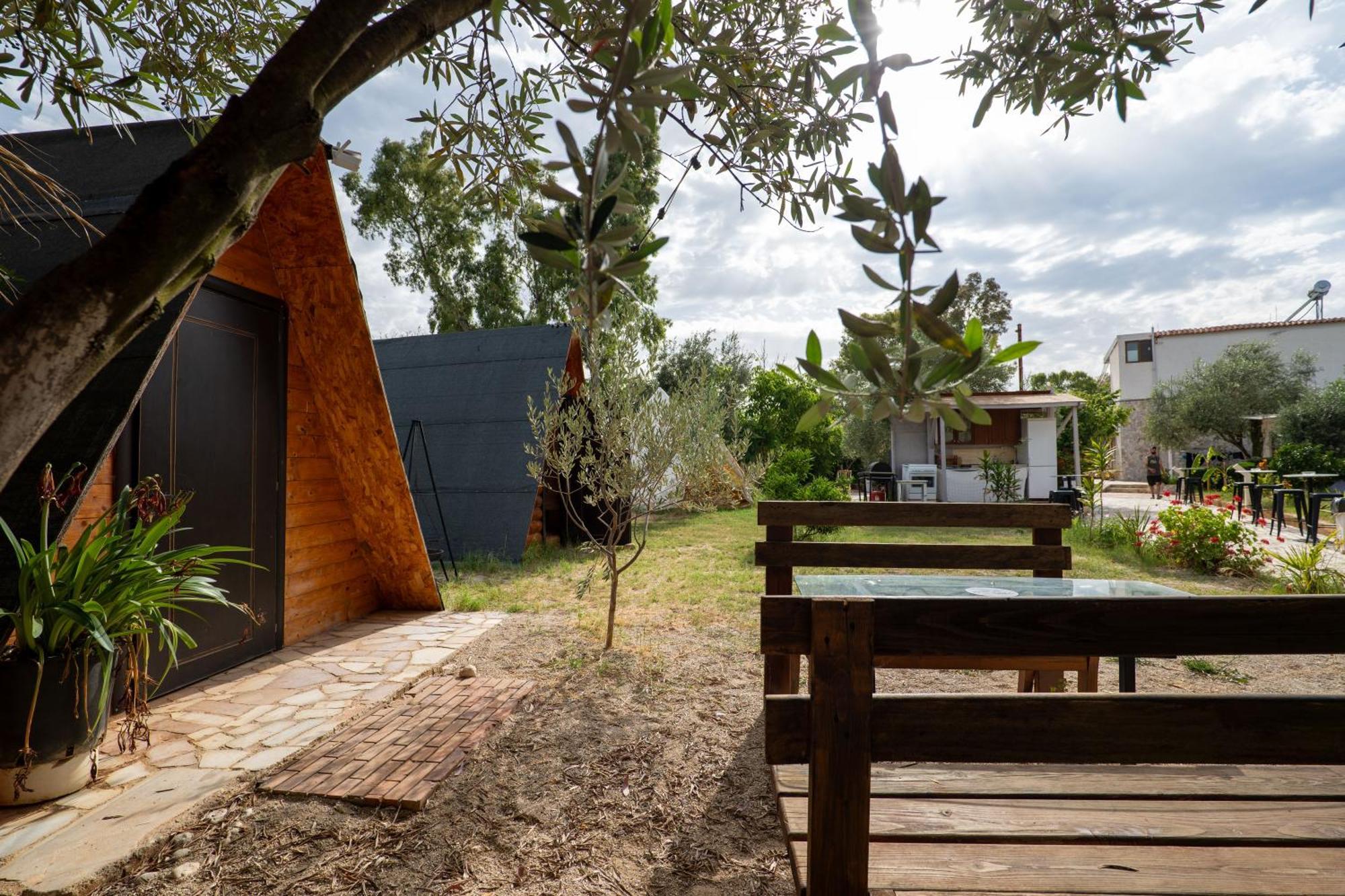 Garden Villa Lake Side & Glamping Ksamil Kültér fotó