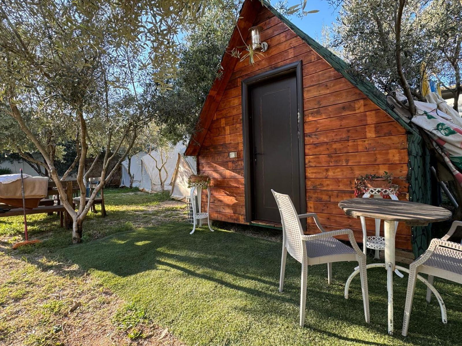 Garden Villa Lake Side & Glamping Ksamil Kültér fotó